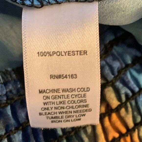 MARC NEW YORK, medium NWT, V neck, oversized sleeves, scrunch elastic waist - Picture 6 of 15